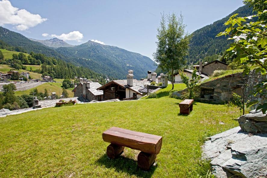 B&B A Pankeo Valtournenche Exteriör bild