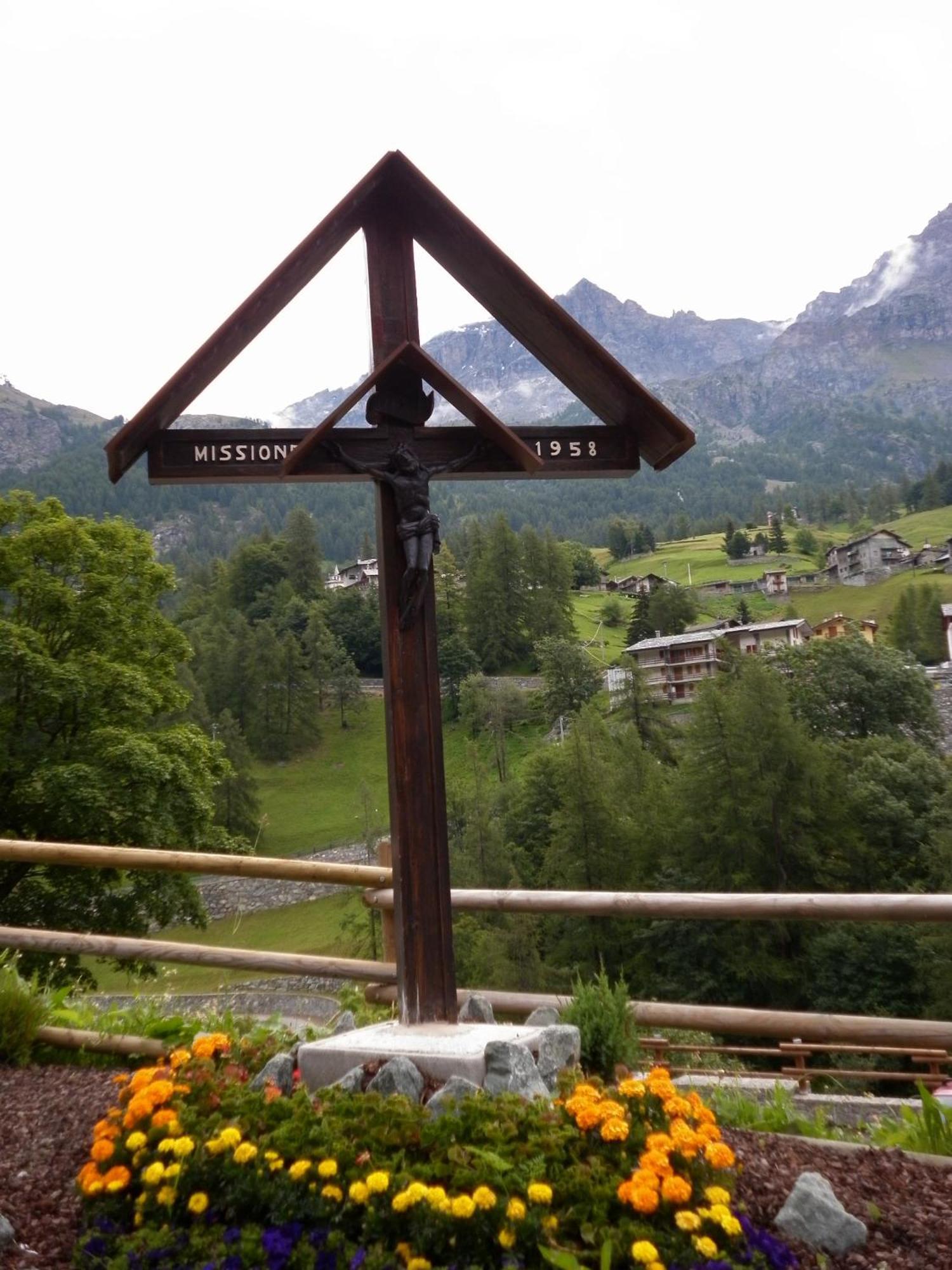B&B A Pankeo Valtournenche Exteriör bild